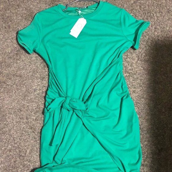 Lillusory Classic Women's T-Shirt Green Dress Stretch Tie Waist, Size Large - Picture 6 of 6